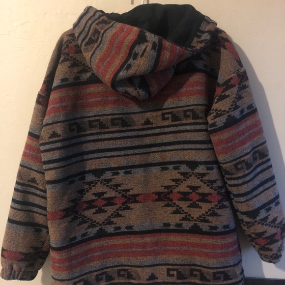 Aztec Pattern Coat - Picture 3 of 4